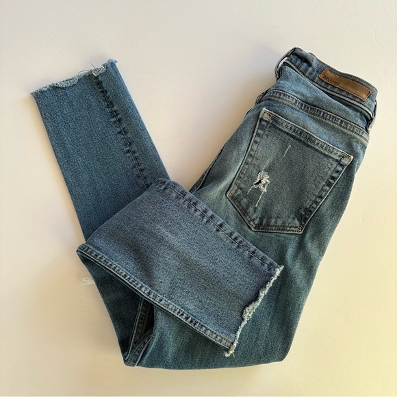 GRLFRND Karolina High Rise Slashed Raw Hem Jeans Size 25 - Picture 15 of 15